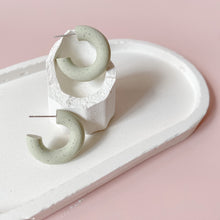 Load image into Gallery viewer, Clio Mini Hoops